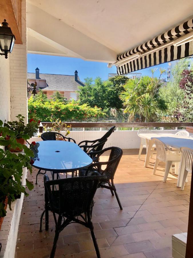 Chalet Al Lado De La Playa Con Piscina Privada, Jardin Y Barbacoa, Fronton, 6 Habitaciones Laredo Exterior foto