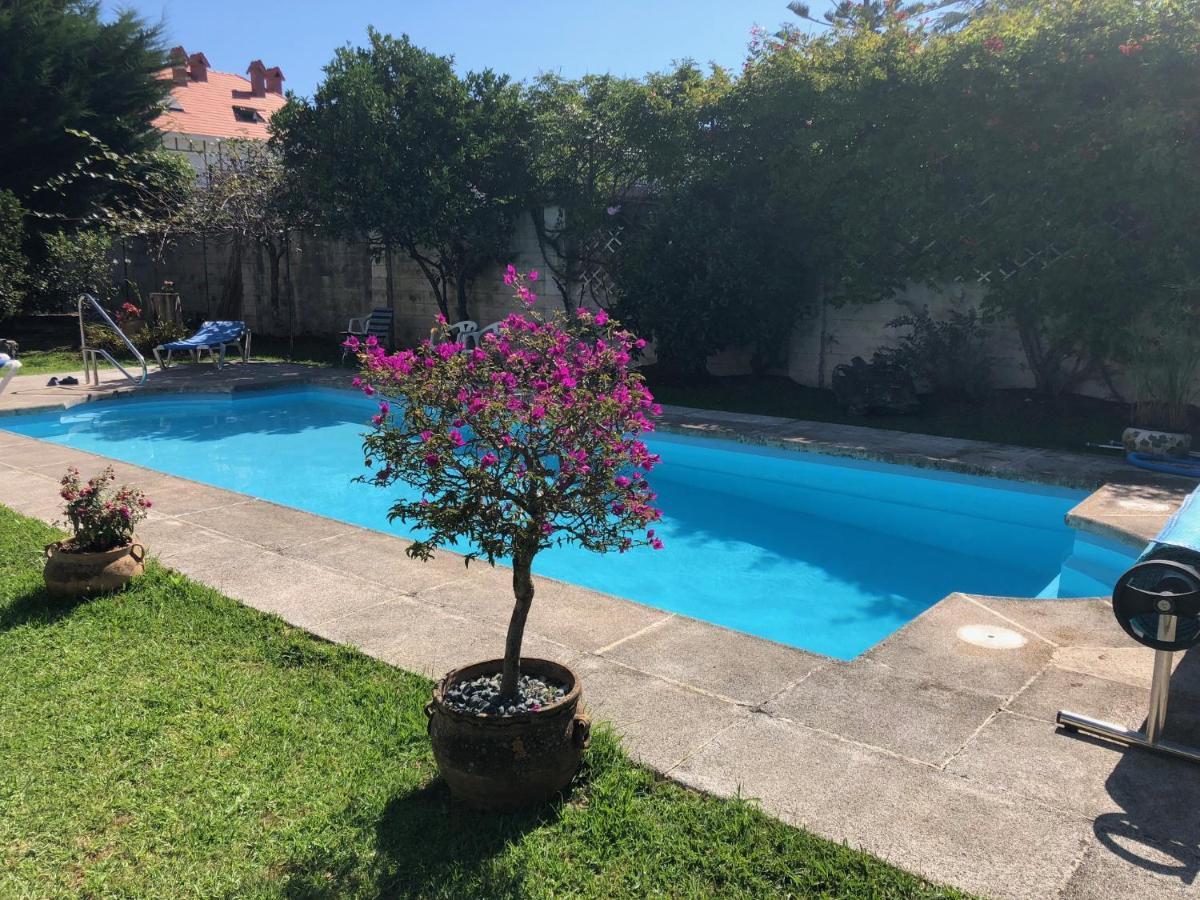 Chalet Al Lado De La Playa Con Piscina Privada, Jardin Y Barbacoa, Fronton, 6 Habitaciones Laredo Exterior foto